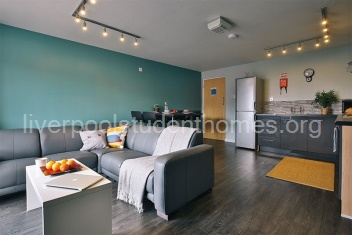 Gold Ensuite Lounge