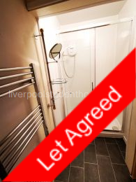2 seperate showerooms, 2 seperate wcs, 1 bathroom & 1 wc